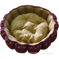 Round dog bed with flower shape